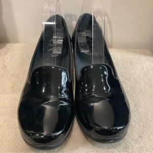 DANSKO Sz 40 Leather Patent Slip On Low Profile Rubber Sole Loafers Shoes
